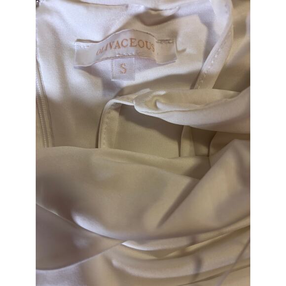 Olivaceous White Satin Mini Dress – Size Small - Picture 4 of 5